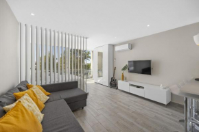Silver Lux Studio 1 - City Center by HD PROPERTIES